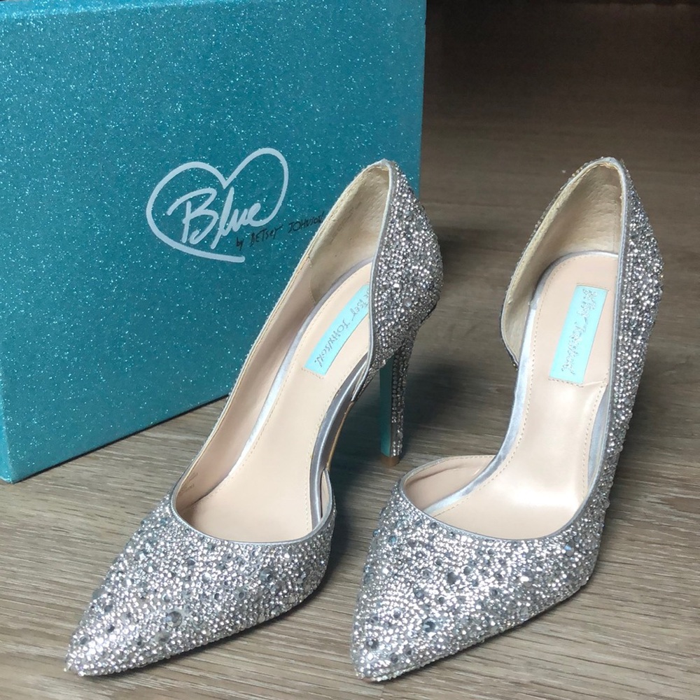 Betsy Johnson SB-Hazil silver satin heel